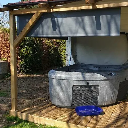 캠프장 Chalet Chloe *