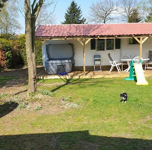 Chalet Chloe Parque de Campismo Voorthuizen