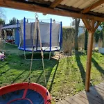 Chalet Chloe Camping