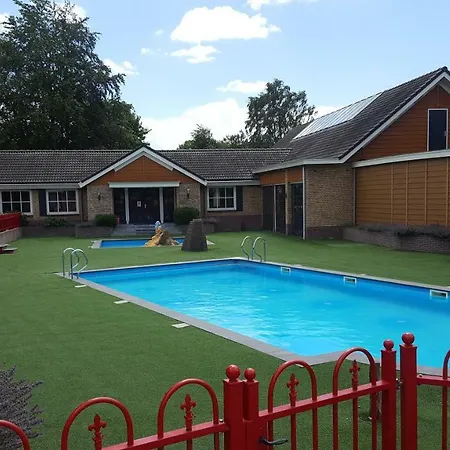 Chalet Chloe キャンプ場